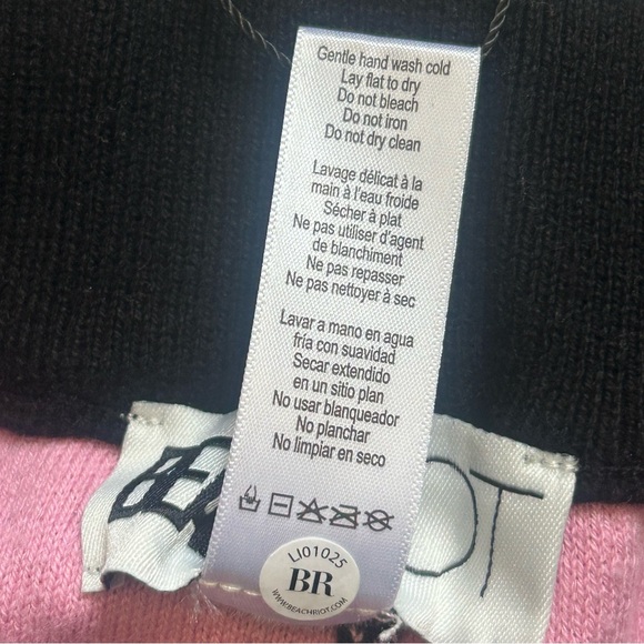 Beach Riot Balboa Hearts shorts - Picture 6 of 9